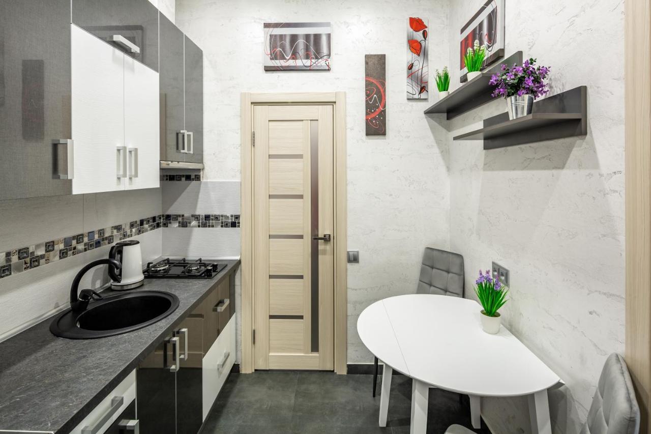 Apartment On Lesya Ukrainka Lvov Exteriér fotografie